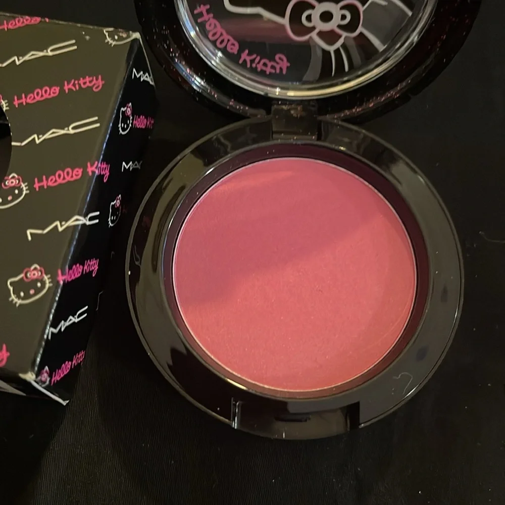 BRAND NEW IN BOX Rare Hello Kitty Mac collab makeup 3 pcs. - Picture 11 of 14